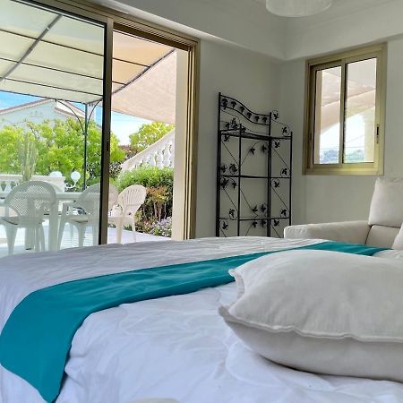 Rez De Jardin De 65M2 Dans Villa A Nizza Esterno foto