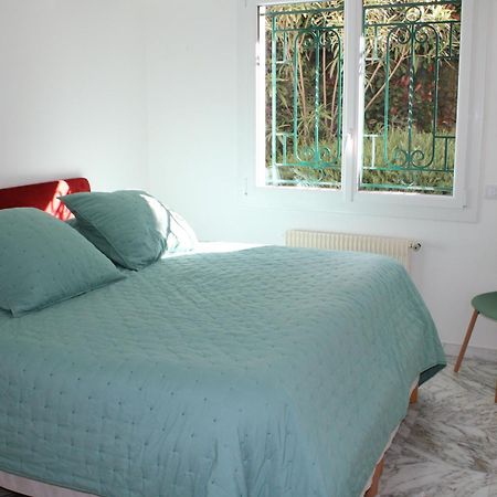 Rez De Jardin De 65M2 Dans Villa A Nizza Esterno foto