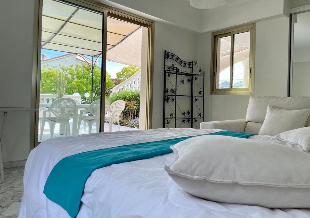 Rez De Jardin De 65M2 Dans Villa A Nizza Esterno foto