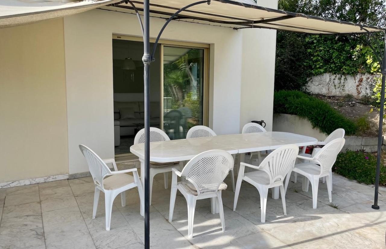 Rez De Jardin De 65M2 Dans Villa A Nizza Esterno foto